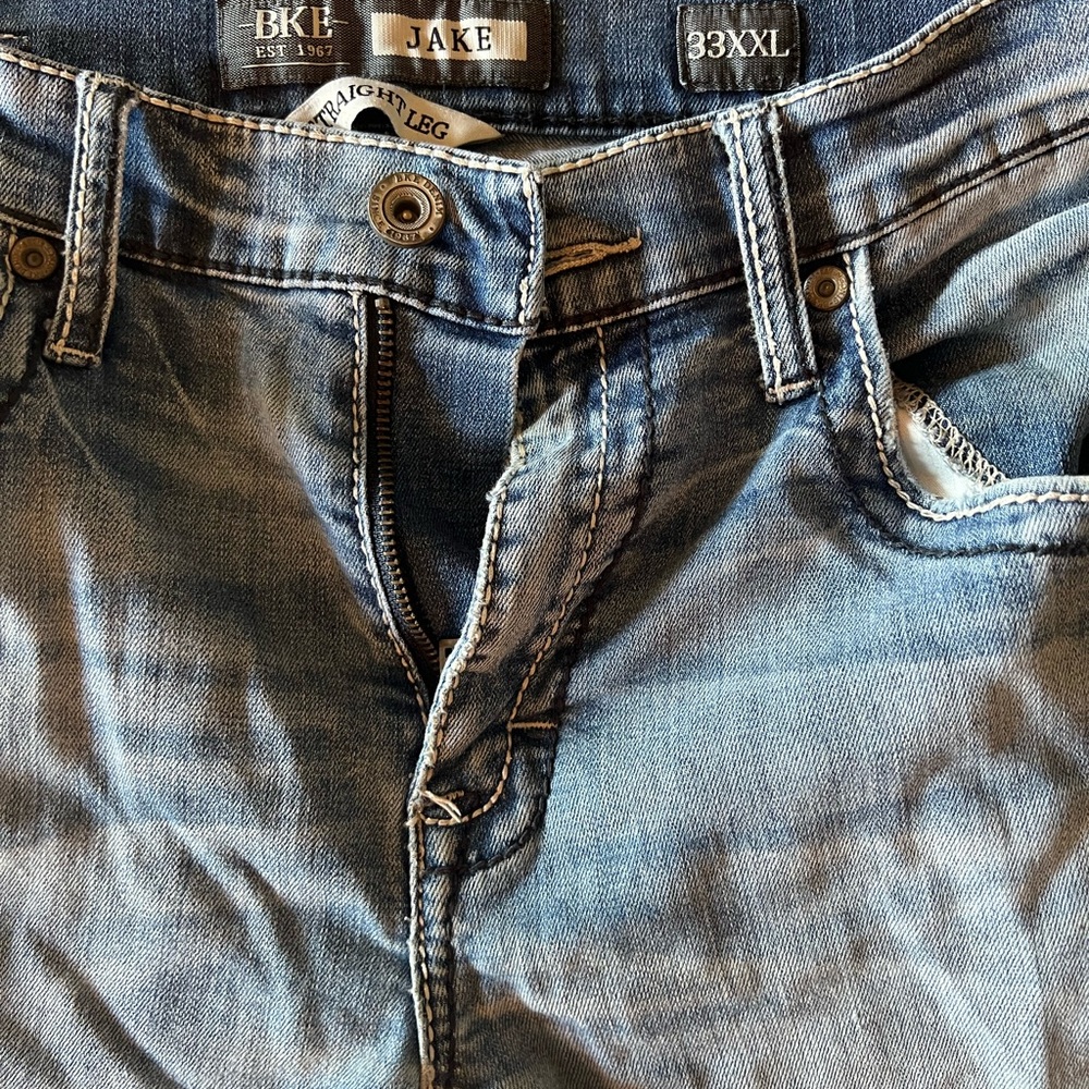 Mens BKE Jake light wash straight 33 XXL great shape